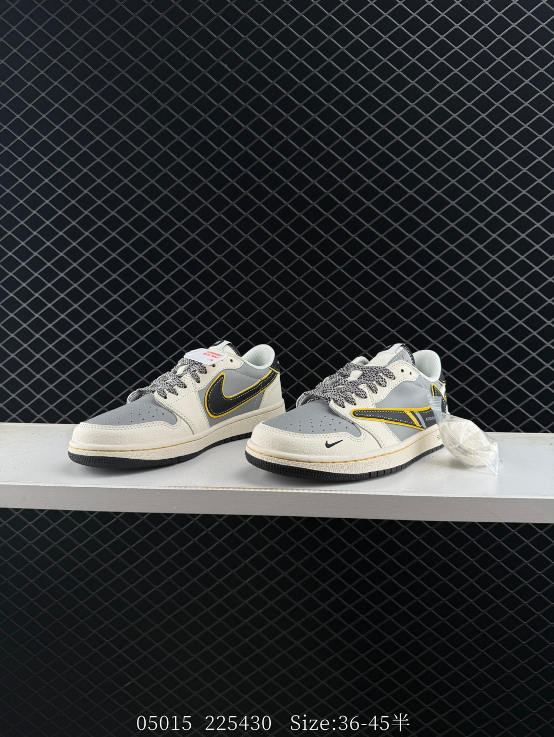 Travis Scott x Fragment Design x Air Jordan 1 Low OG SP